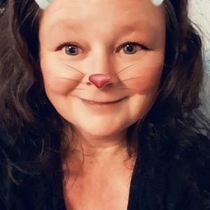 Meet your Posher, Deb